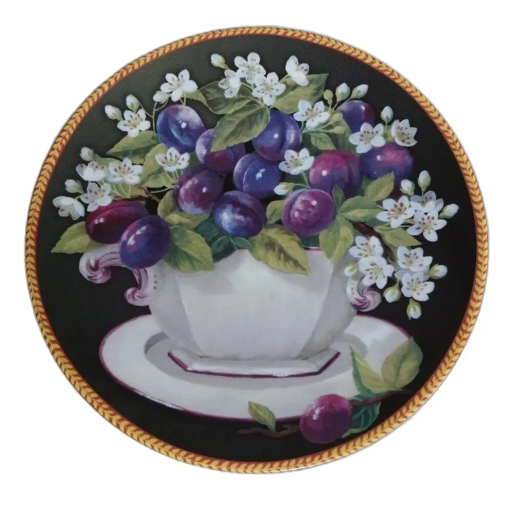 Gloria Fine Porcelain Handwork Coleccion Beatriz Ciruelas Decorative Wall Plate